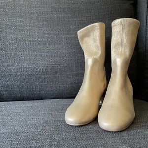 Stuart Weitzman Ernestine boot